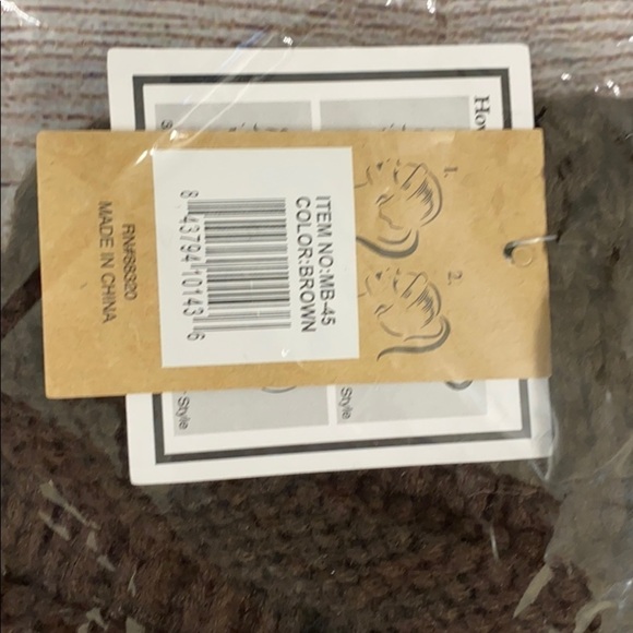 C.C Exclusives Leopard Messy Bun Ponytail Beanie - Picture 5 of 5